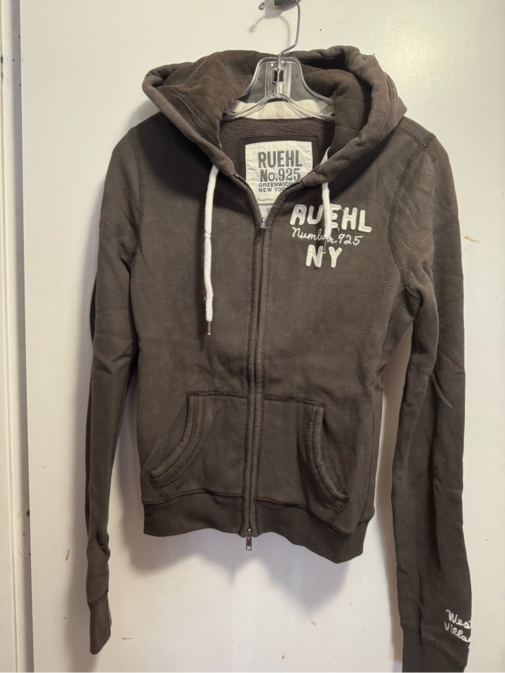 Y2K Vintage Ruehl 925 Abercrombie & Fitch Hoodie w/iconic logo - like new - Med.
